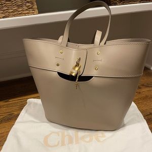 Large Chloe Aby Tote in Gray - Excellent Condition